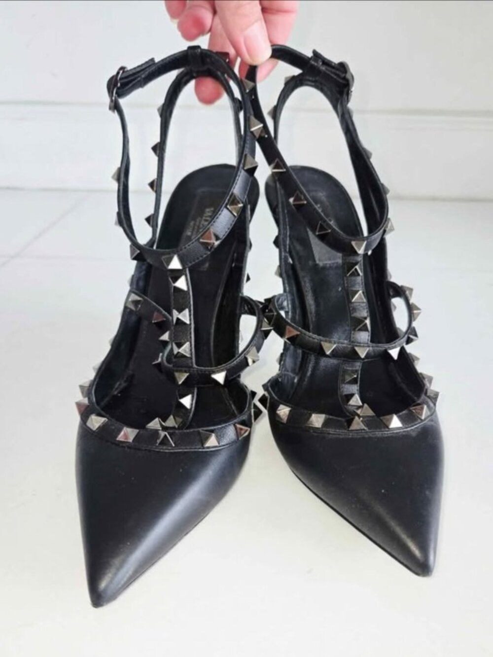 VALENTINO GARAVANI | Noir Rockstud Pointed Toe Heels | Size 38